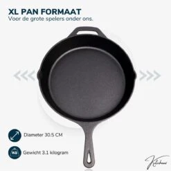 Gietijzeren Pan - Skillet - Koekenpan - BBQ - Koekenpan Inductie - ø32cm - 3.1 KG - Geschikt Voor Alle Warmtebronnen - Inclusief Gratis E-Book 15 Gietijzeren Pan - Skillet - Koekenpan - BBQ - Koekenpan Inductie - ø32cm - 3.1 KG - Geschikt Voor Alle Warmtebronnen - Inclusief Gratis E-Book -Eersteklas Kookgereiwinkel 1198x1200 9