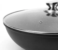 Swiss Pro+ - Marmeren Wokpan - Ø 30 Cm - Geschikt Voor Alle Warmtebronnen 9 Swiss Pro+ - Marmeren Wokpan - Ø 30 Cm - Geschikt Voor Alle Warmtebronnen -Eersteklas Kookgereiwinkel 1200x1038 1