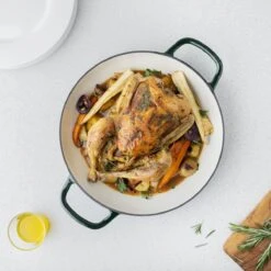 Navaris Gietijzeren Stoofpan Met Deksel- 3,5 Liter Gietijzeren Ovenschaal Van Email - Geschikt Voor Alle Warmtebronnen - Groen 10 Navaris Gietijzeren Stoofpan Met Deksel- 3,5 Liter Gietijzeren Ovenschaal Van Email - Geschikt Voor Alle Warmtebronnen - Groen -Eersteklas Kookgereiwinkel 1200x1200 1029