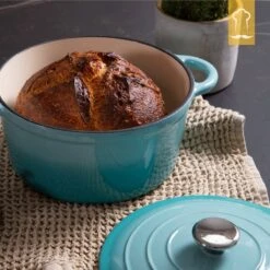 Chefarone Gietijzeren Pan - Braadpan Inclusief Deksel - Geschikt Voor Alle Warmtebronnen - Geëmailleerd Blauw 17 Chefarone Gietijzeren Pan - Braadpan Inclusief Deksel - Geschikt Voor Alle Warmtebronnen - Geëmailleerd Blauw -Eersteklas Kookgereiwinkel 1200x1200 1102