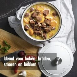 Daumonet Carême Blanc Gietijzeren Braadpan - Sudderpan Wit - Rond - Ø 26 Cm - 4,4 Liter - 100% PFAS & PFOA Vrij - Emaille - Geschikt Voor Alle Warmtebronnen - Elektrisch - Gas - Halogeen - Inductie - Keramisch - Vaatwasserbestendig 15 Daumonet Carême Blanc Gietijzeren Braadpan - Sudderpan Wit - Rond - Ø 26 Cm - 4,4 Liter - 100% PFAS & PFOA Vrij - Emaille - Geschikt Voor Alle Warmtebronnen - Elektrisch - Gas - Halogeen - Inductie - Keramisch - Vaatwasserbestendig -Eersteklas Kookgereiwinkel 1200x1200 1133