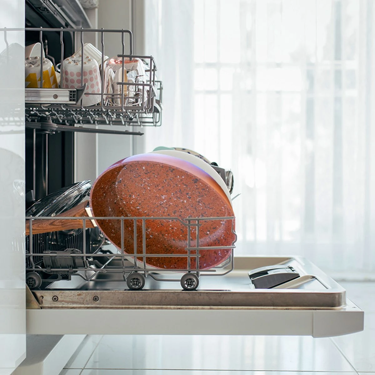 Livington Copper & Stone Pan - 24cm Koekenpan- Anti-aanbaklaag En Krasbestendig - Graniet Look - Binnenste Steenlaag Voor Perfecte Warmteverdeling - Geschikt Voor Ceran, Gas, Elektrisch, Inductie 6 Livington Copper & Stone Pan - 24cm Koekenpan- Anti-aanbaklaag En Krasbestendig - Graniet Look - Binnenste Steenlaag Voor Perfecte Warmteverdeling - Geschikt Voor Ceran, Gas, Elektrisch, Inductie - Afbeelding 4