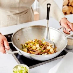 Demeyere Industry 5 RVS Wokpan – Wokpan Inductie – 30 Cm –2 Handvaten – PTFE-vrij 15 Demeyere Industry 5 RVS Wokpan – Wokpan Inductie – 30 Cm –2 Handvaten – PTFE-vrij -Eersteklas Kookgereiwinkel 1200x1200 310