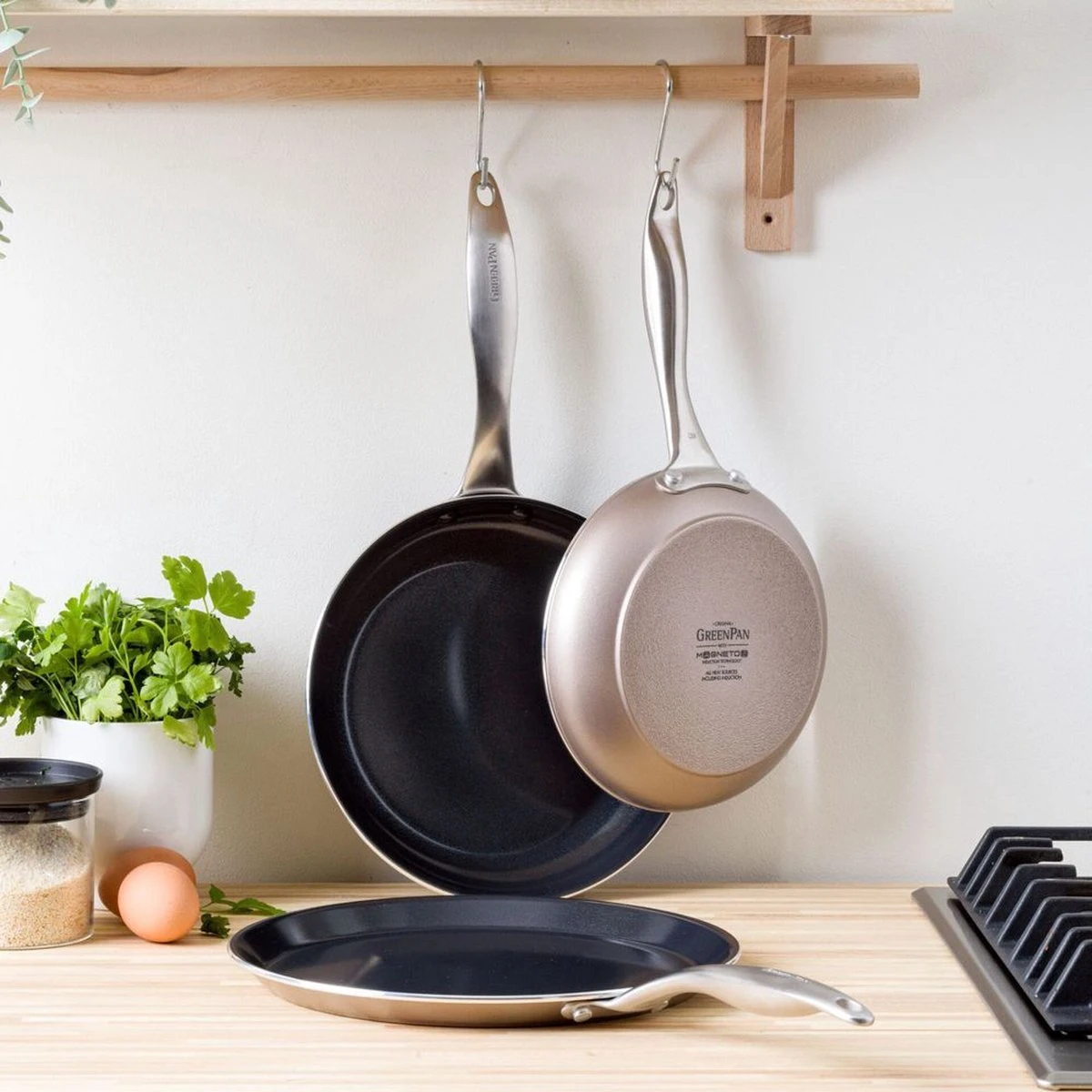 GreenPan Koekenpan - Royal Bronze - ø 20 Cm - Keramische Anti-aanbaklaag 5 GreenPan Koekenpan - Royal Bronze - ø 20 Cm - Keramische Anti-aanbaklaag - Afbeelding 3