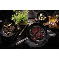 Skottsberg Koekenpan Cast Iron 28 Cm Gietijzer 11 Skottsberg Koekenpan Cast Iron 28 Cm Gietijzer -Eersteklas Kookgereiwinkel 1200x1200 745