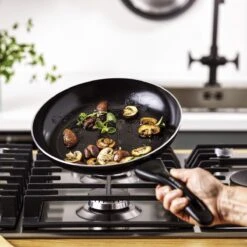 VitaVerde Expert Koekenpannenset Ø 24cm + Ø 28cm - Zwart - Inductie - PFAS-vrij -Eersteklas Kookgereiwinkel 1200x1200 824