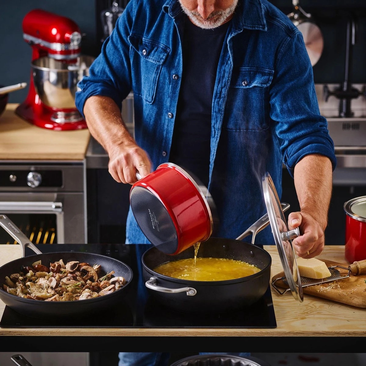 KitchenAid Hard Geanodiseerd Aluminium Koekenpannenset ø20+24+28cm - Zwart - Inductie 6 KitchenAid Hard Geanodiseerd Aluminium Koekenpannenset ø20+24+28cm - Zwart - Inductie - Afbeelding 4