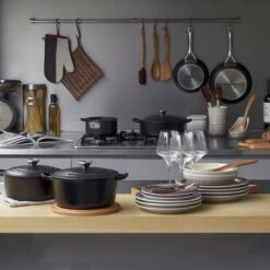 Le Creuset Signature Braadpan - 4,2 L - 24 Cm - Zwart 20 Le Creuset Signature Braadpan - 4,2 L - 24 Cm - Zwart -Eersteklas Kookgereiwinkel 1200x1200 962