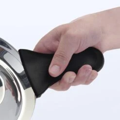 BK Q-linair Classic Pannenset - 5 Delig - RVS - Veilig Afgietsysteem - Inductie 26 BK Q-linair Classic Pannenset - 5 Delig - RVS - Veilig Afgietsysteem - Inductie -Eersteklas Kookgereiwinkel 1200x1200 99