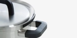BK Flow Cool Pannenset - 4-delig – RVS Deksels - Veilig Afgietsysteem - Geschikt Voor Alle Warmtebronnen 27 BK Flow Cool Pannenset - 4-delig – RVS Deksels - Veilig Afgietsysteem - Geschikt Voor Alle Warmtebronnen -Eersteklas Kookgereiwinkel 1200x601 2