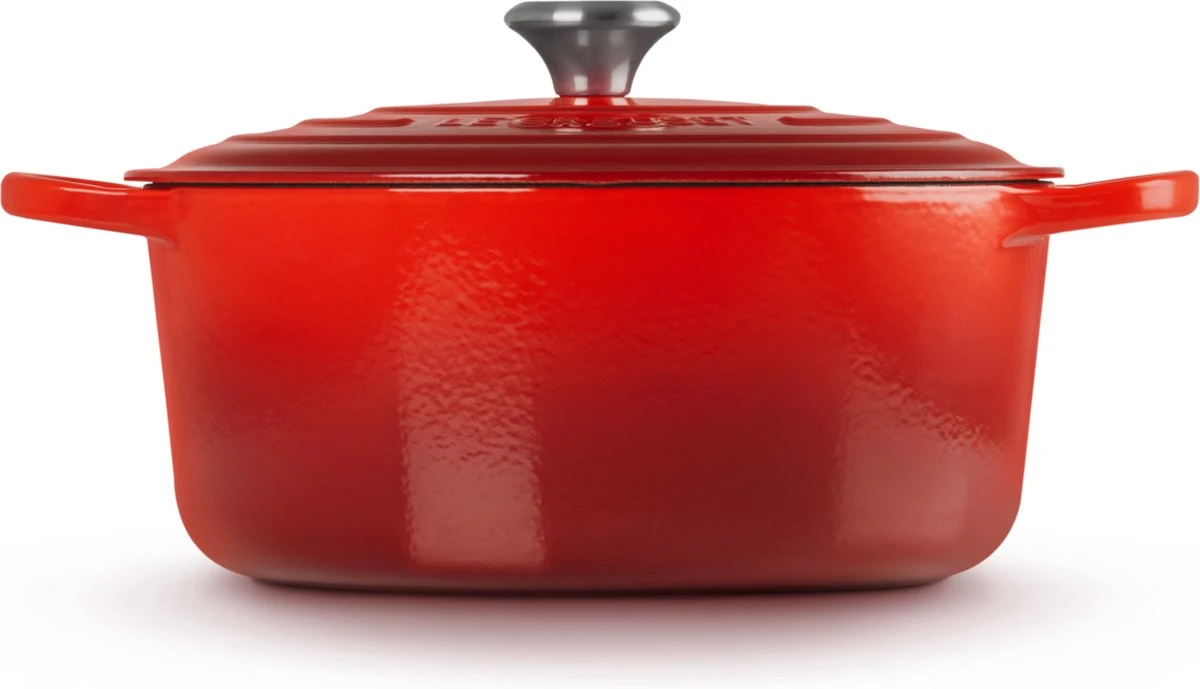 Le Creuset Braadpan Signature Kersenrood - ø 28 Cm / 6.7 Liter 5 Le Creuset Braadpan Signature Kersenrood - ø 28 Cm / 6.7 Liter - Afbeelding 3