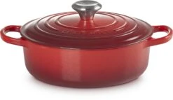 Le Creuset - Gietijzeren - Lage Braadpan - 24cm - Kersenrood -Eersteklas Kookgereiwinkel 1200x695 3