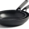 KitchenAid Classic Aluminium Koekenpannenset 2-delig ø24+28cm - Zwart - Inductie 1 KitchenAid Classic Aluminium Koekenpannenset 2-delig ø24+28cm - Zwart - Inductie -Eersteklas Kookgereiwinkel 1200x723 3