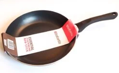 Brabantia Koekenpan Met Antiaanbaklaag - 24 Cm 7 Brabantia Koekenpan Met Antiaanbaklaag - 24 Cm -Eersteklas Kookgereiwinkel 1200x733 1