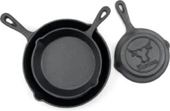 Gietijzeren Pannenset - Cast Iron Skillets - BBQ Skilletset 7 Gietijzeren Pannenset - Cast Iron Skillets - BBQ Skilletset -Eersteklas Kookgereiwinkel 1200x786