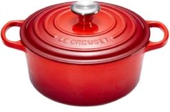 Le Creuset Gietijzeren Braadpan - 26cm 5,3 L - Kersenrood 23 Le Creuset Gietijzeren Braadpan - 26cm 5,3 L - Kersenrood -Eersteklas Kookgereiwinkel 1200x792 2