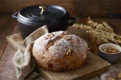 Staub Ronde Braadpan - Ø28 Cm - Zwart 11 Staub Ronde Braadpan - Ø28 Cm - Zwart -Eersteklas Kookgereiwinkel 1200x799 113