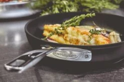 Demeyere Alu Pro Dura Glide Koekenpan - Ø 24 & Ø 28cm - Titanium 17 Demeyere Alu Pro Dura Glide Koekenpan - Ø 24 & Ø 28cm - Titanium -Eersteklas Kookgereiwinkel 1200x799 35