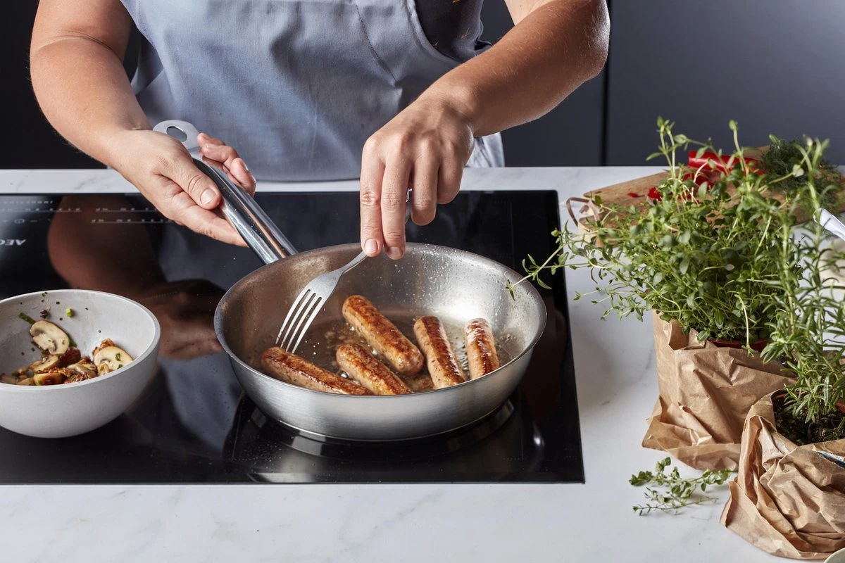 Demeyere Restoline 3 RVS Koekenpan – Koekenpan Inductie - 28 Cm – PTFE-vrij 8 Demeyere Restoline 3 RVS Koekenpan – Koekenpan Inductie - 28 Cm – PTFE-vrij - Afbeelding 6