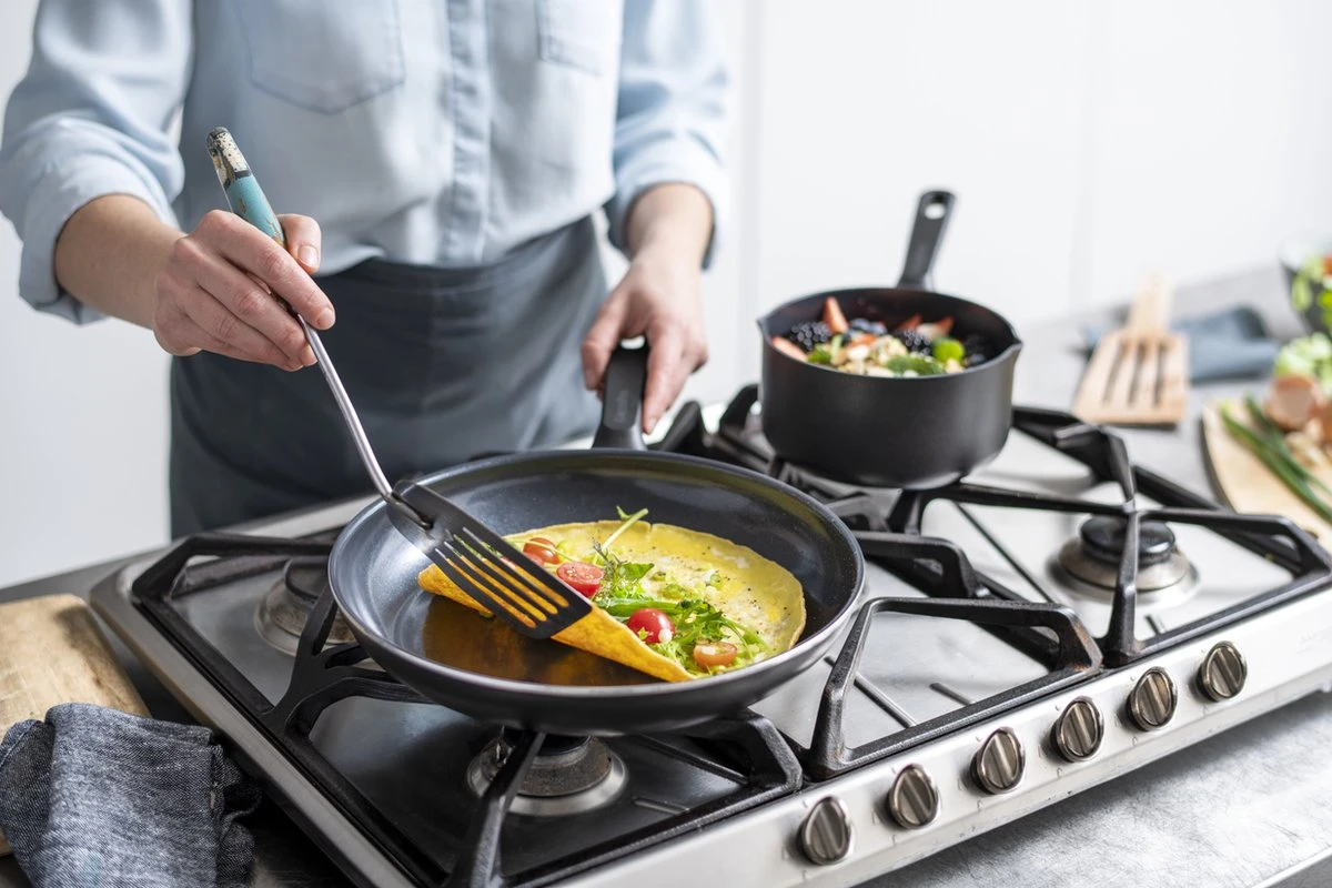 GreenPan Memphis Keramische Koekenpannenset - Ø24 + Ø28 Cm - PFAS-vrij 9 GreenPan Memphis Keramische Koekenpannenset - Ø24 + Ø28 Cm - PFAS-vrij - Afbeelding 7