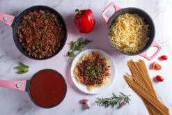 Royalty Line Inductie Pannenset - Luxe 14-delige Pannenset Marmeren Coating - Pannen Met Afneembare Handvaten - Oven-Ready - PFAS-Vrij - Voor Alle Warmtebronnen - Afneembare Koudgrepen - Antiaanbaklaag - Koekenpan Met Glazen Deksels - Roze -Eersteklas Kookgereiwinkel 1200x800 180