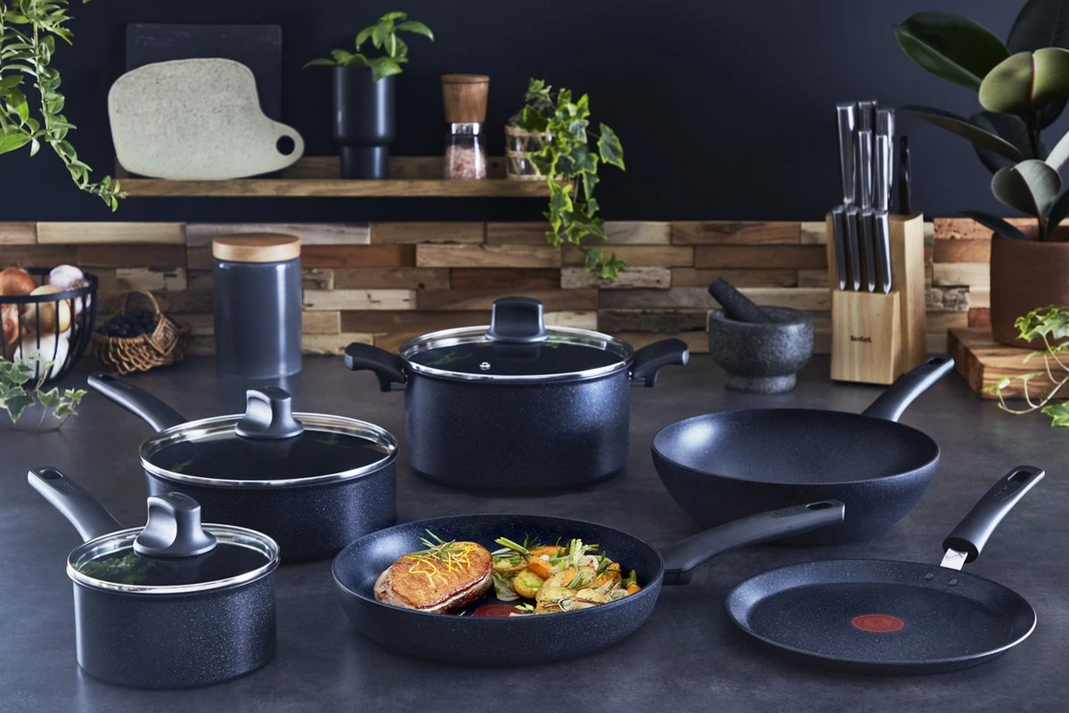 Tefal Black Stone Hapjespan - Ø 24 Cm 6 Tefal Black Stone Hapjespan - Ø 24 Cm - Afbeelding 4