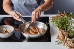 Demeyere Restoline 3 RVS Koekenpan – Koekenpan Inductie - 20 Cm – PTFE-vrij 14 Demeyere Restoline 3 RVS Koekenpan – Koekenpan Inductie - 20 Cm – PTFE-vrij -Eersteklas Kookgereiwinkel 1200x800 83