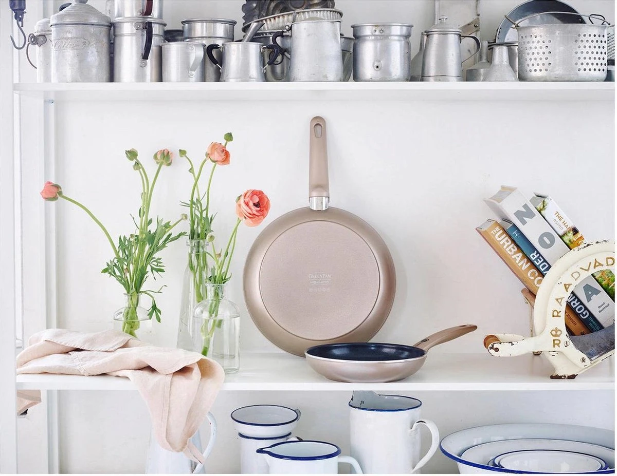 GreenPan Cambridge Koekenpan 24cm - Brons - Inductie - PFAS-vrij 8 GreenPan Cambridge Koekenpan 24cm - Brons - Inductie - PFAS-vrij - Afbeelding 6