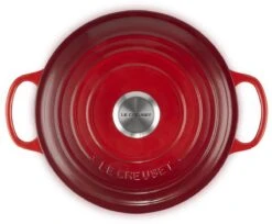 Le Creuset - Gietijzeren - Lage Braadpan - 24cm - Kersenrood -Eersteklas Kookgereiwinkel 1200x989 1