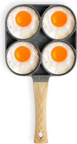 Magnani - Eierpan - 4 Bakplaten Van ⌀ 8 Cm - Voor Gas- En Elektrische Kookplaten - Aluminium - Houten Handvat - 38 X 18.7 X 2 Cm -Eersteklas Kookgereiwinkel 643x1200