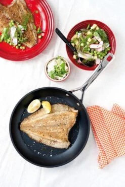 Le Creuset Koekenpan Les Forgées TNS - ø 20 Cm - Standaard Anti-aanbaklaag -Eersteklas Kookgereiwinkel 799x1200 5